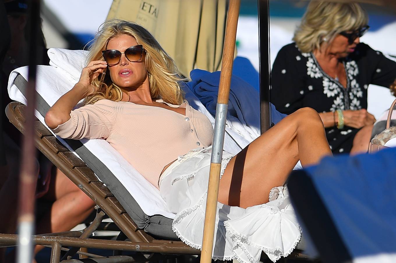 Victoria Silvstedt - Hits the beach in Miami.