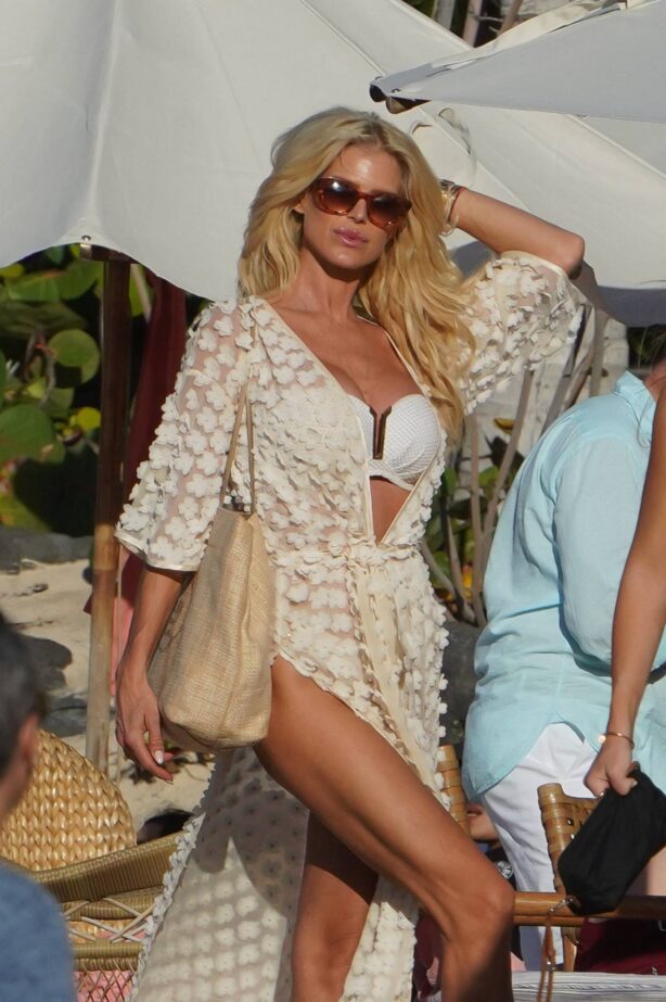 Victoria Silvstedt - Hits the beach in St Barts