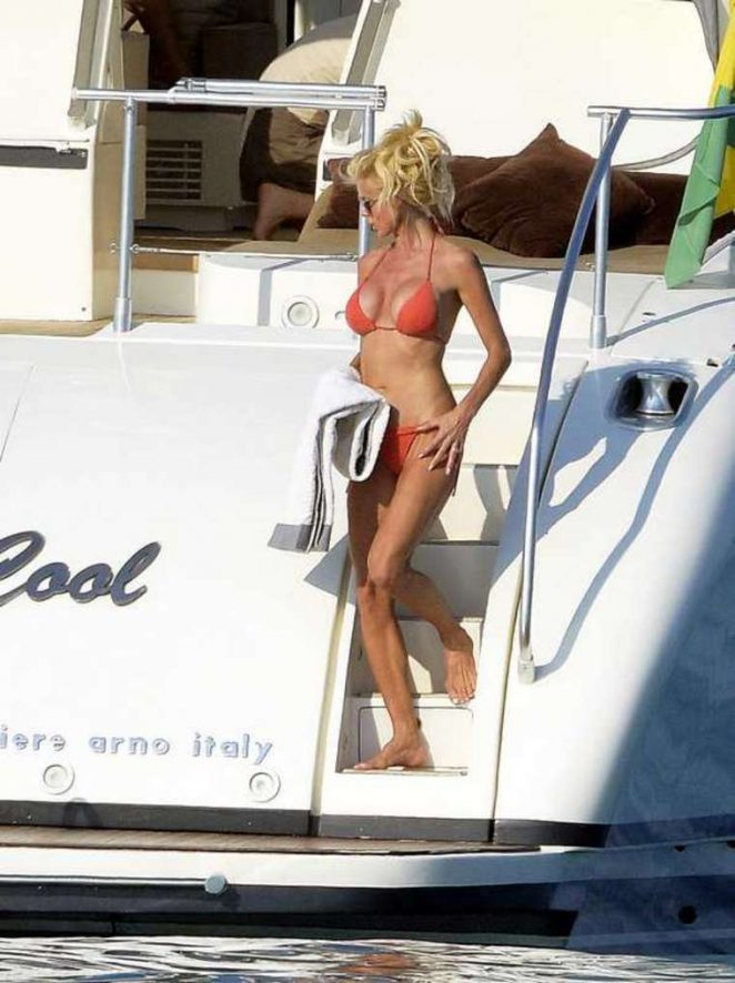 Victoria Silvstedt in Bikini on a Yacht in St Tropez