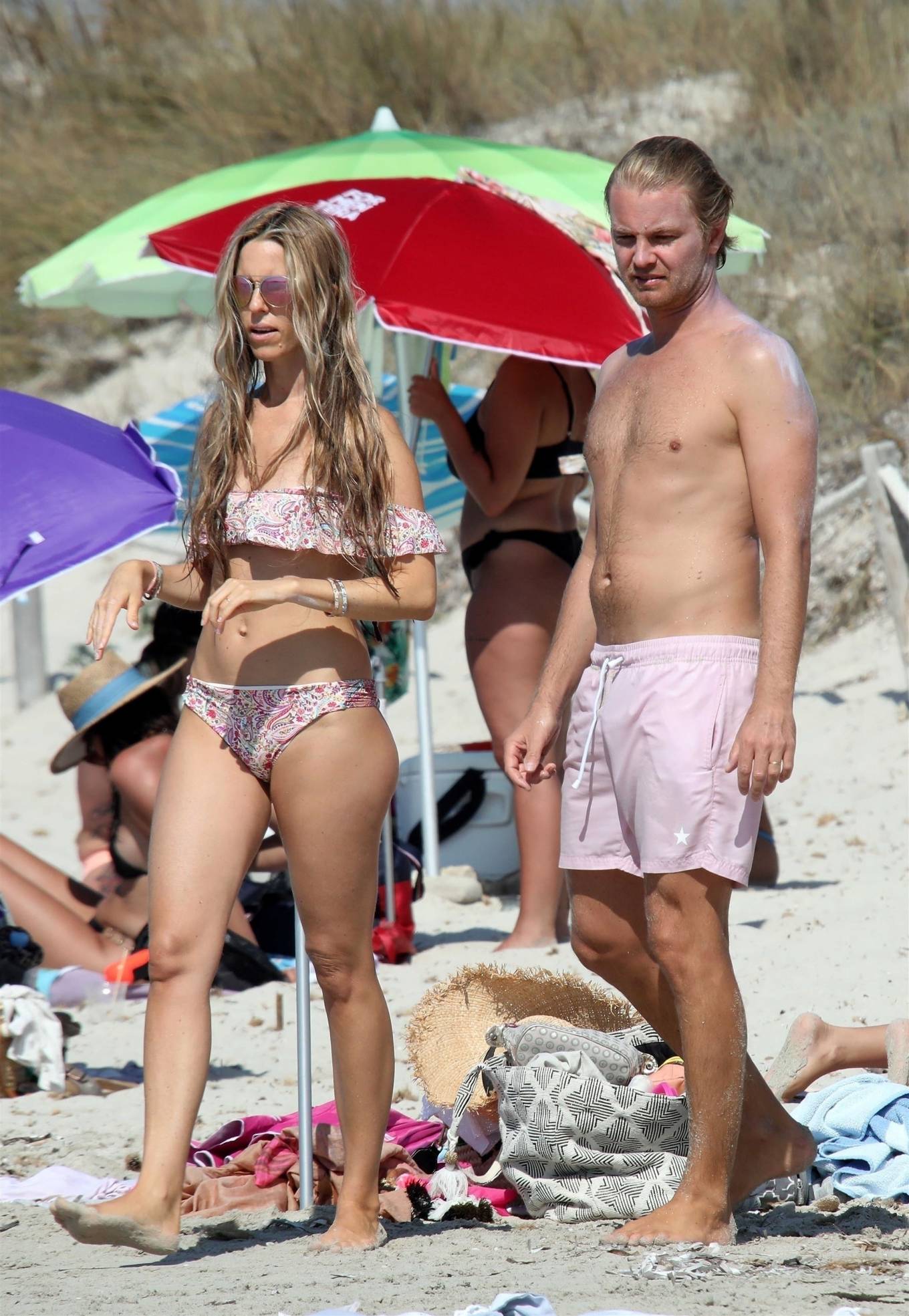 Vivian-Sibold---In-bikini-at-the-beach-i