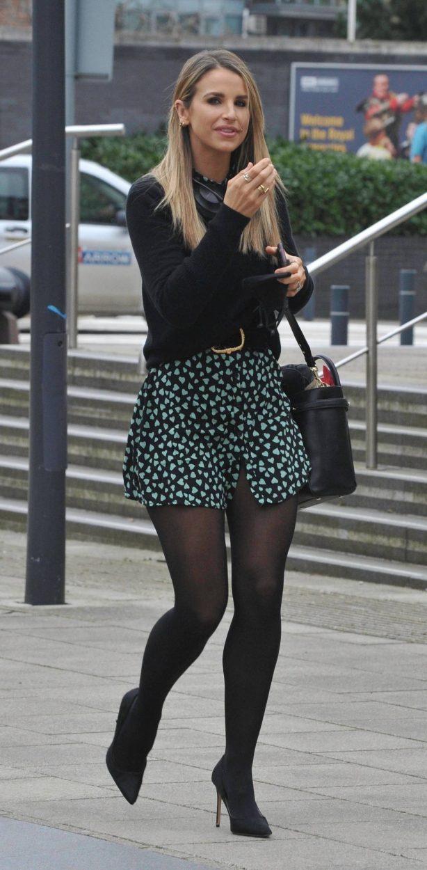 Vogue Williams - arrives at Steph's Pack Lunch in Leeds