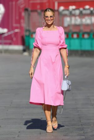 Vogue Williams - In pink dress at Heart radio in London