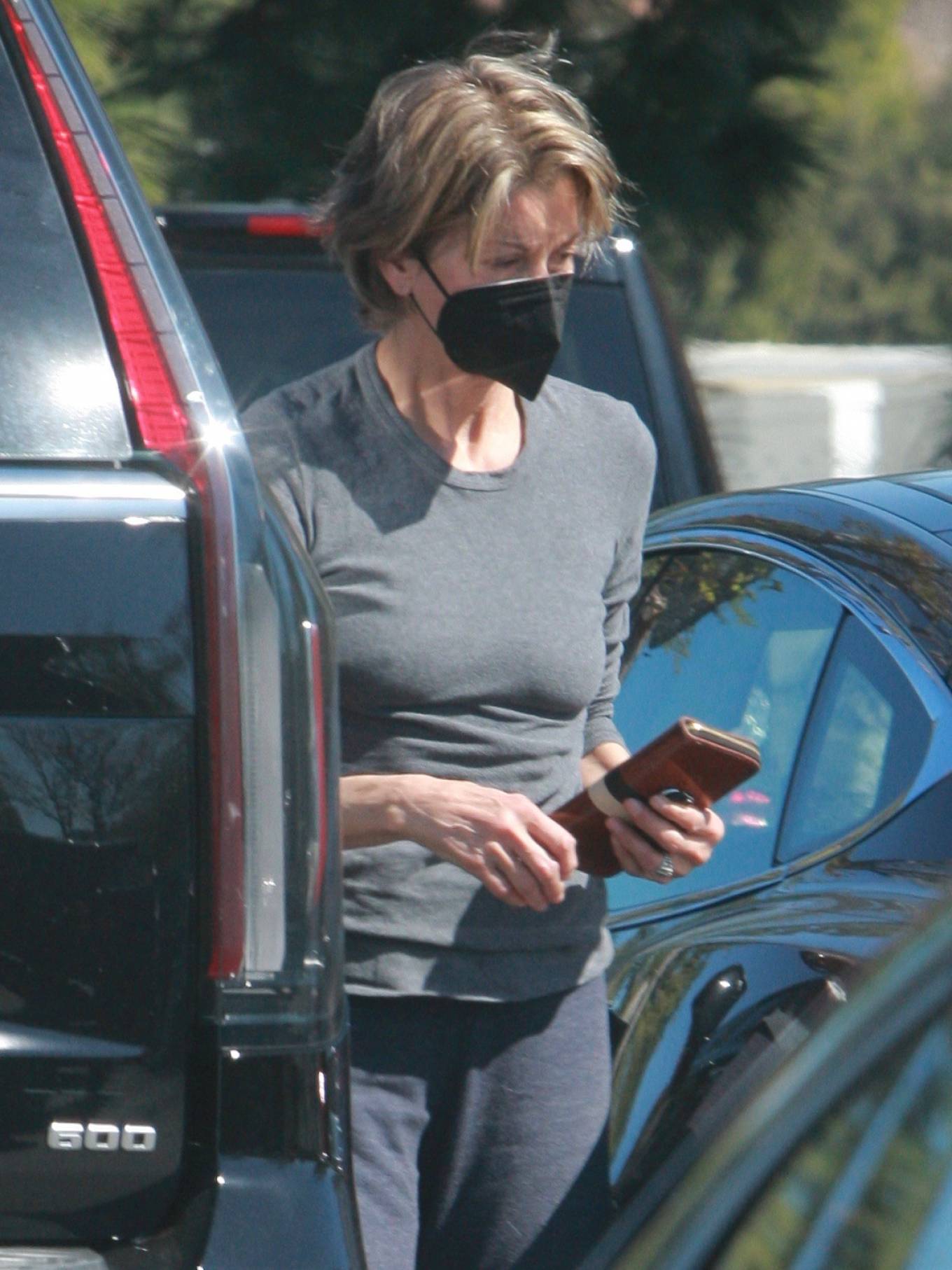 Wendie Malick - Out and about in Los Angeles