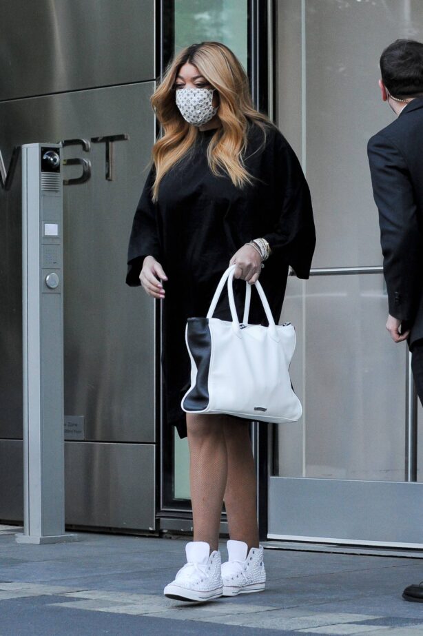 Wendy Williams - Heading out to work in New York