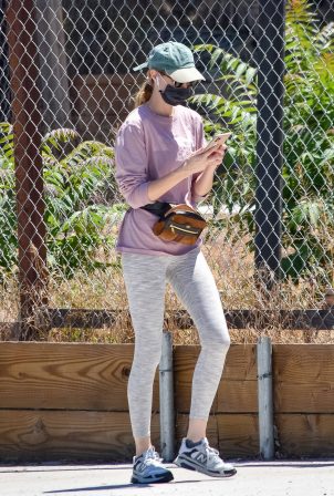Whitney Port in Leggings - Out in Los Angeles