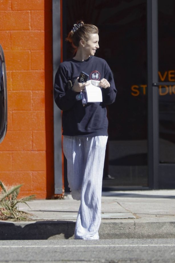 Whitney Port - Leaving a cannabis shop in Los Angeles