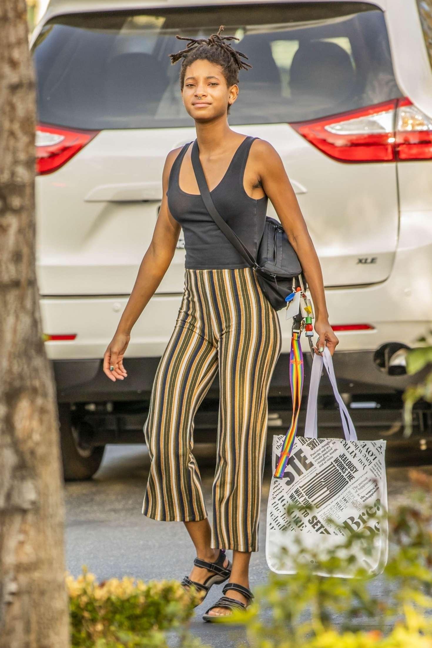 Willow Smith 2018 : Willow Smith and Jada Pinkett: Shopping in Calabasas -0...