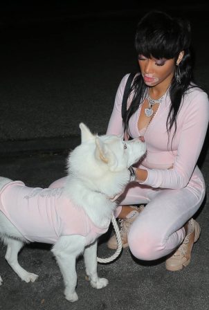 Winnie Harlow - Night out with her dog Snoh in Los Angeles
