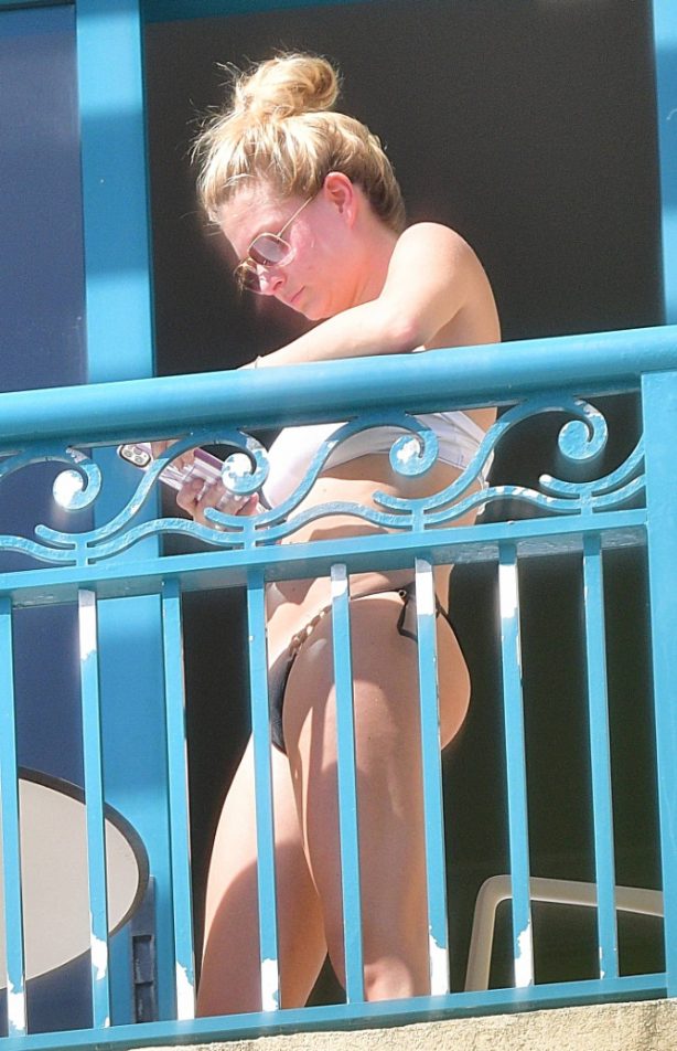 Zara Holland Gazes - Spotted on a Barbados hotel balkony