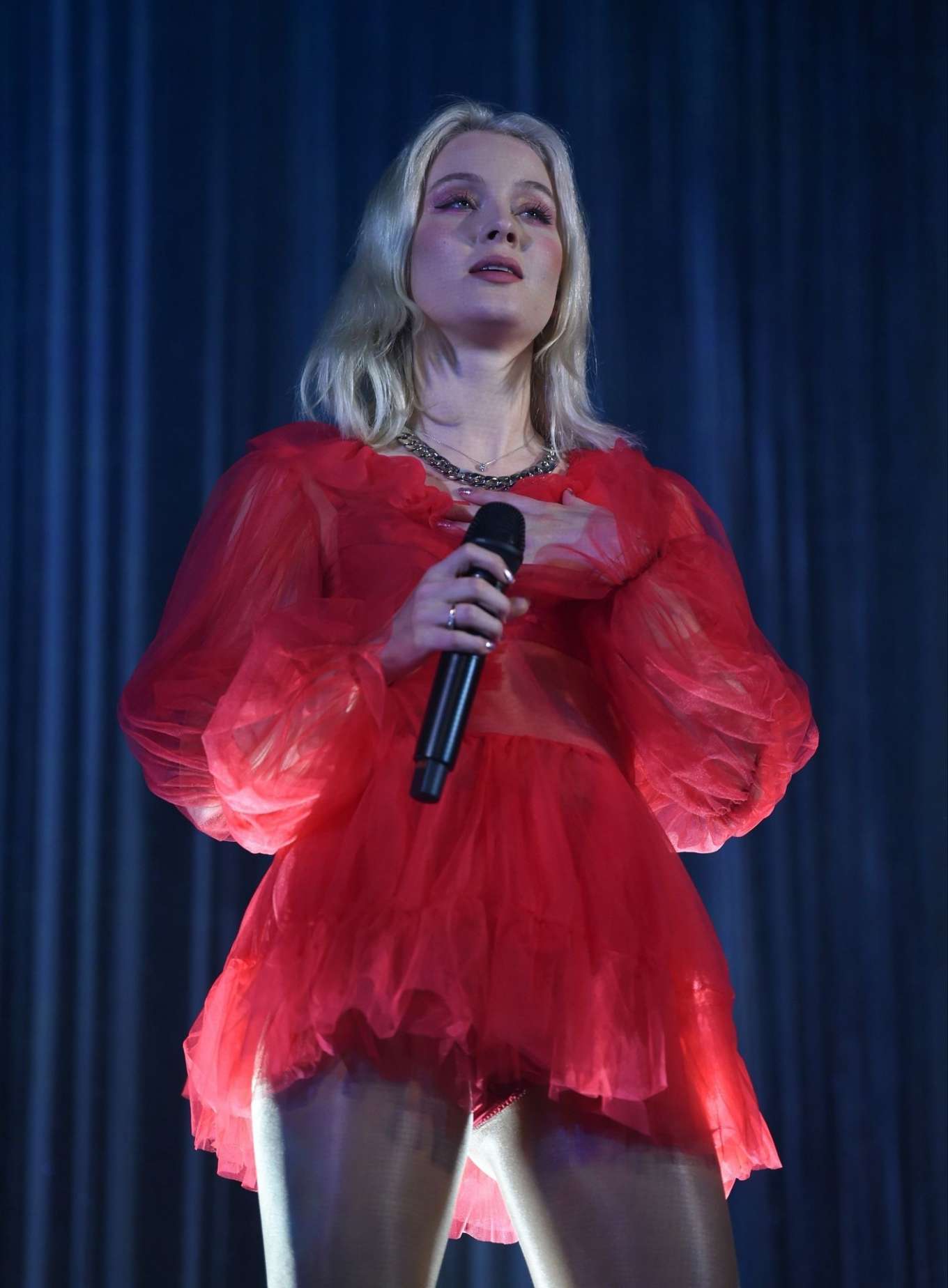 Zara Larsson â€“ Performed live at the concert at The Albert Halls in Manchester