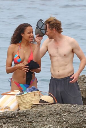Zawe Ashton - Ina bikini with Tom Hiddleston in Ibiza