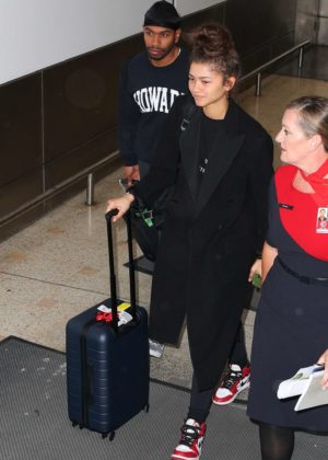 Zendaya - Arrives at Sydney Airport