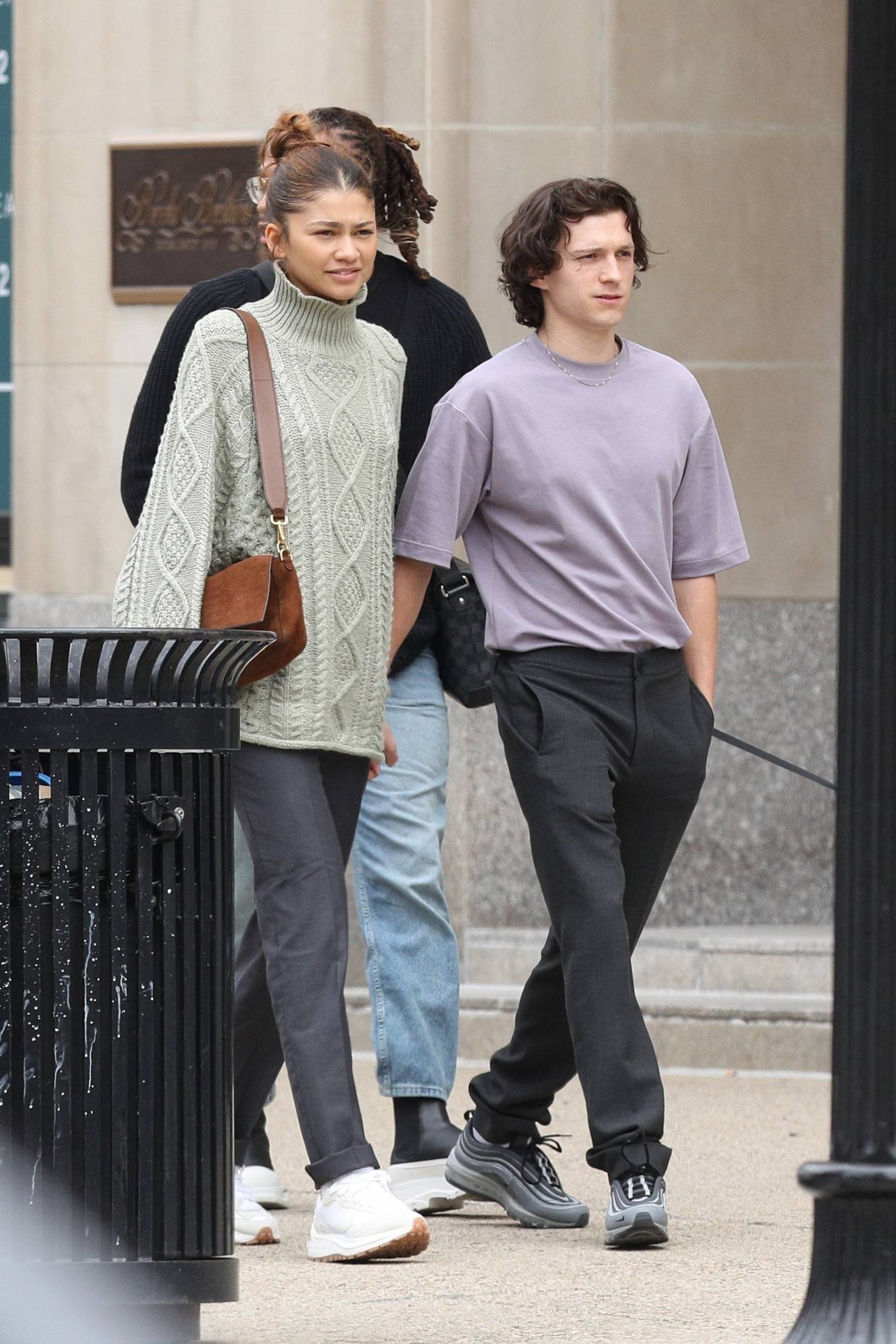 Zendaya Coleman - With Tom Holland hold hands in Boston