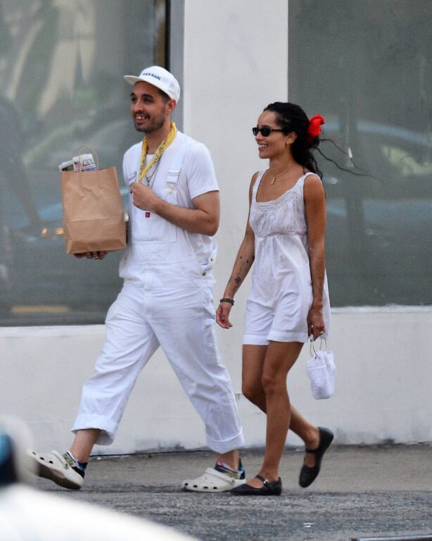 Zoë Kravitz - With a friend out in New York