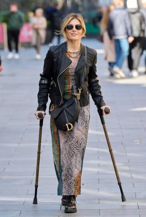 Zoe Hardman - Seen while leaving the Global Radio Studios on crutches in London