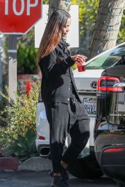 Zoe Saldana – Shopping candids at the Beverly Glen Mall in Los Angeles ...