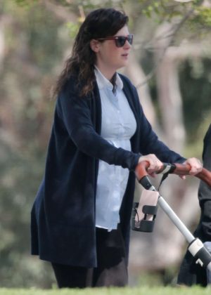 Zooey Deschanel - Out for a walk in Los Angeles